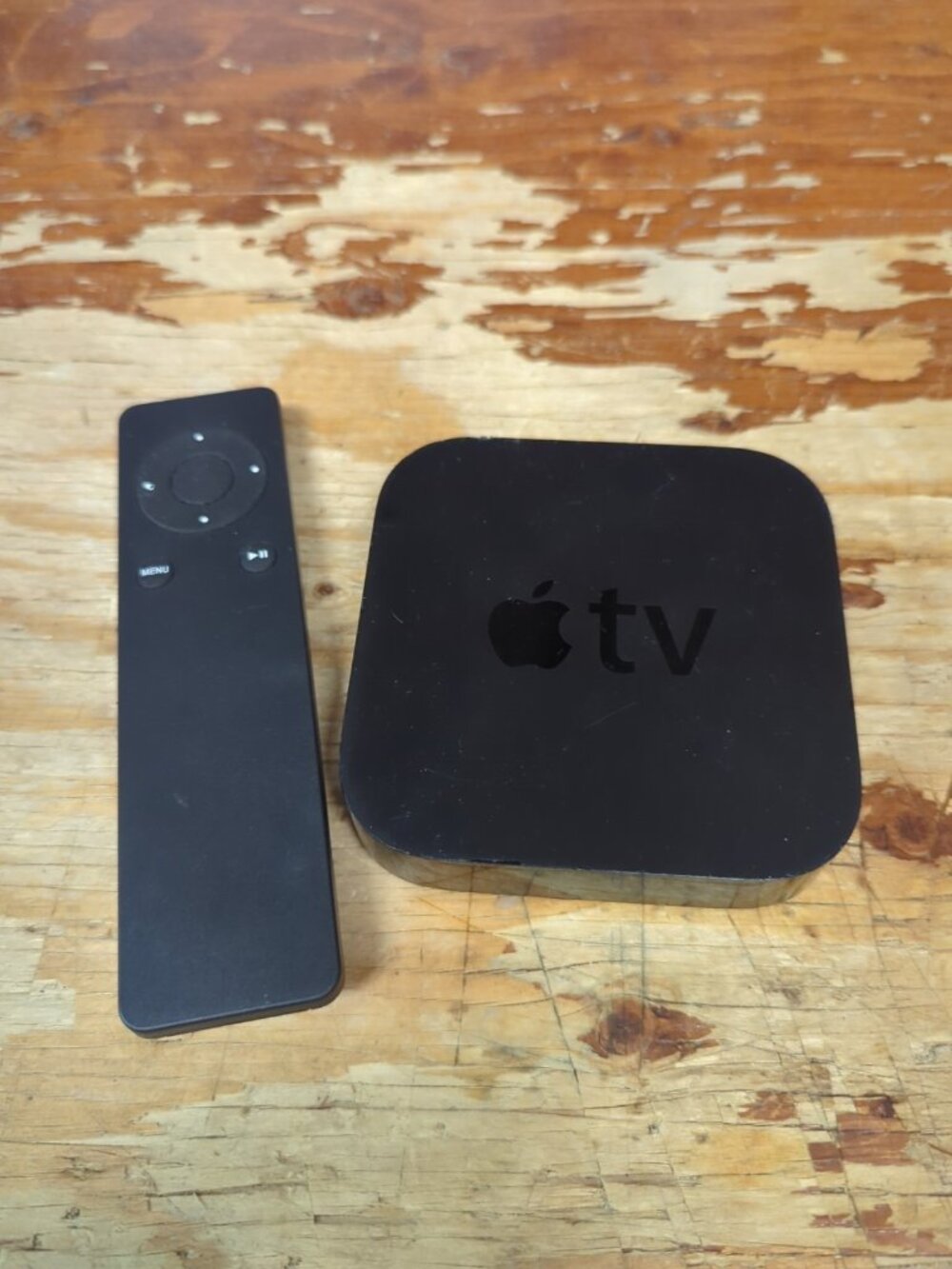 Apple TV Model A1469 with Apple Remote
